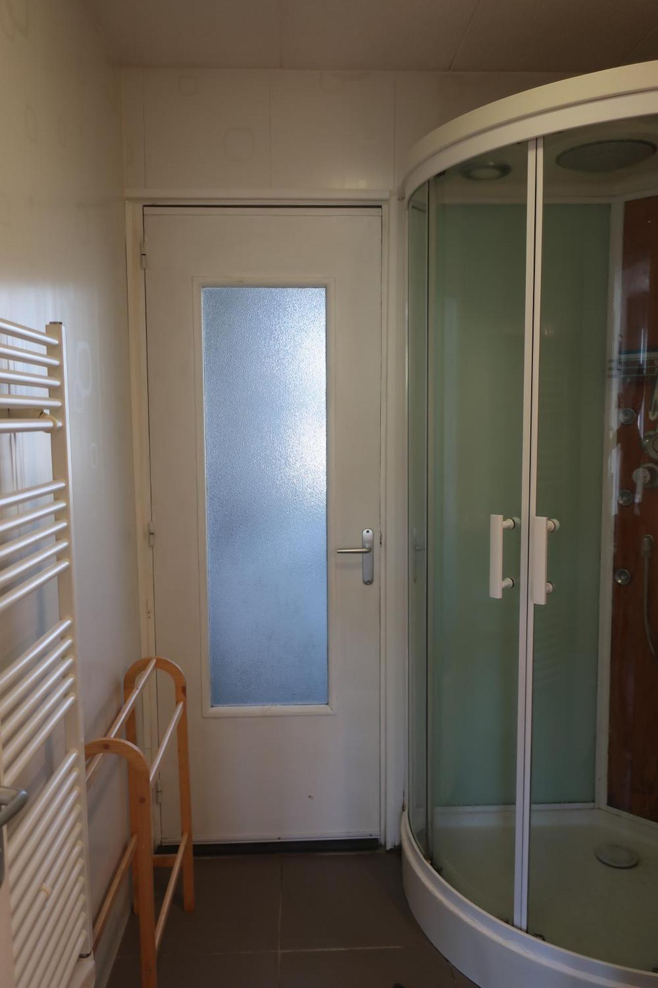 Appartement Avec Jardin Au Coeur De レンヌ エクステリア 写真